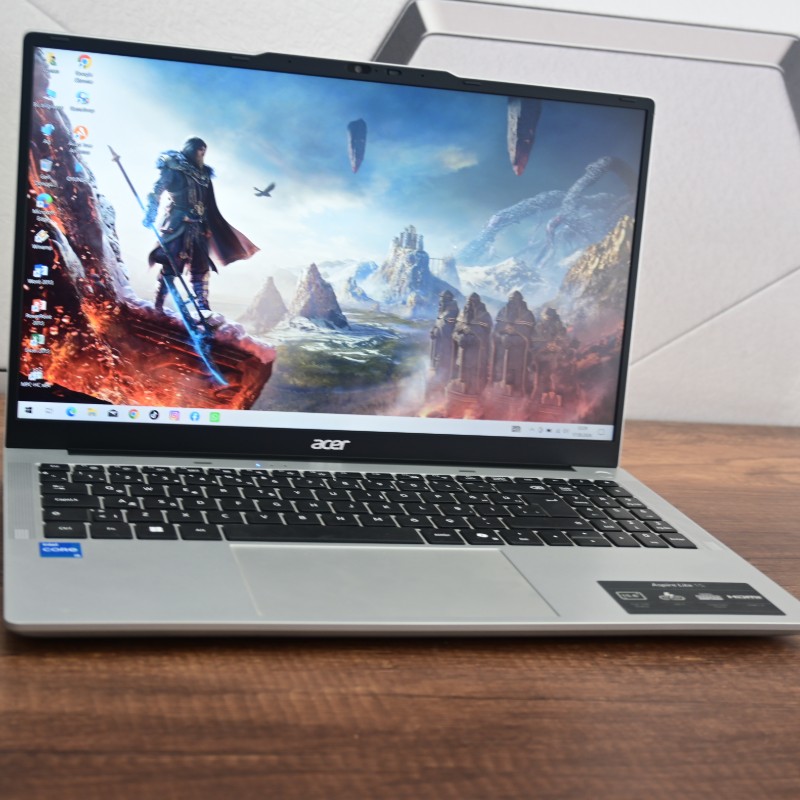 Acer Leptop İ5 İşlemci 